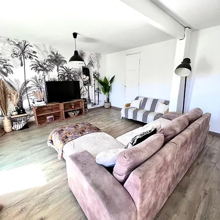 Maison 300m De La בית נופש